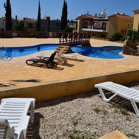 Sirena Olympia Apartment 40 Пафос Екстериор снимка