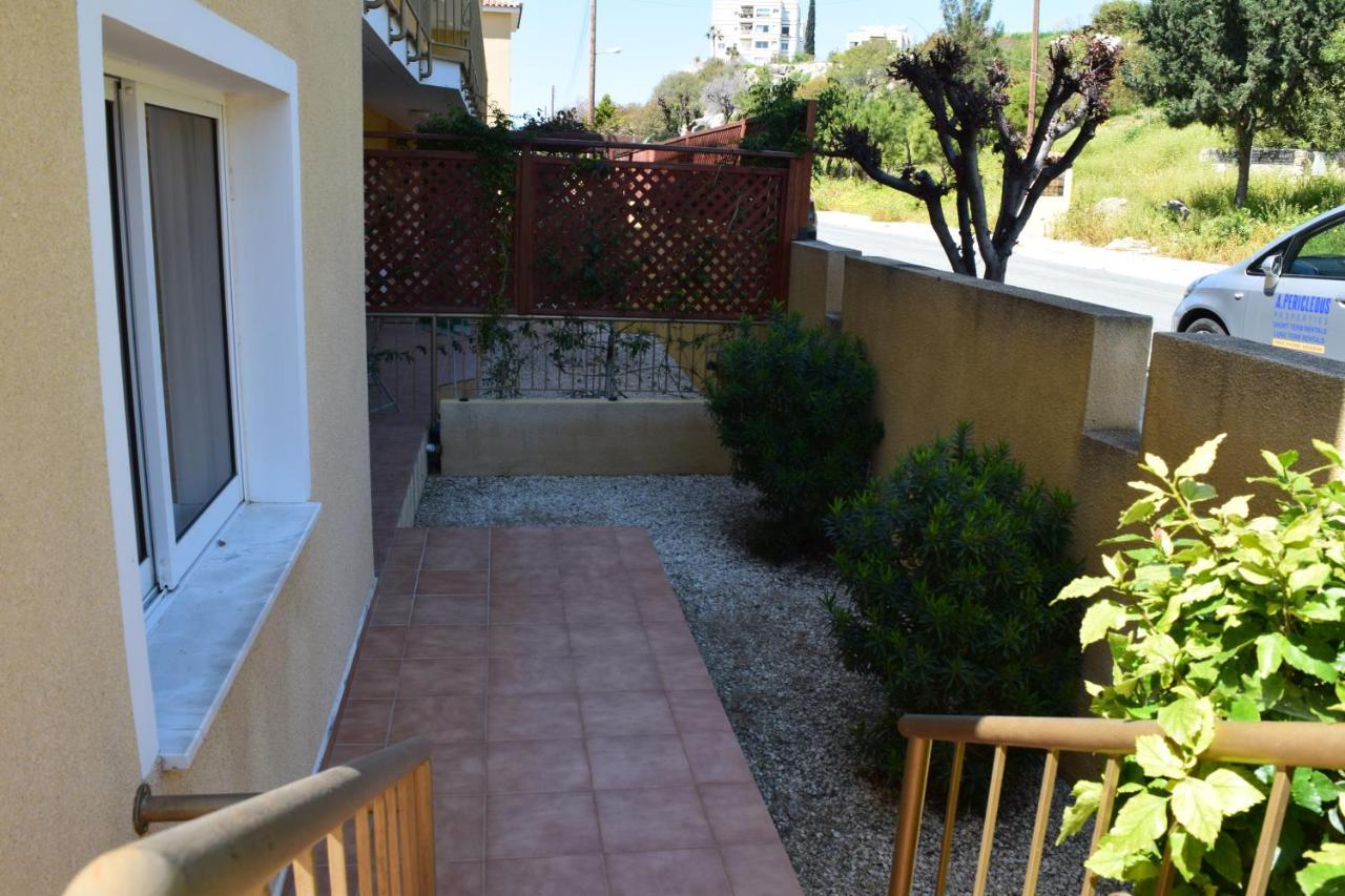 Sirena Olympia Apartment 40 Пафос Екстериор снимка