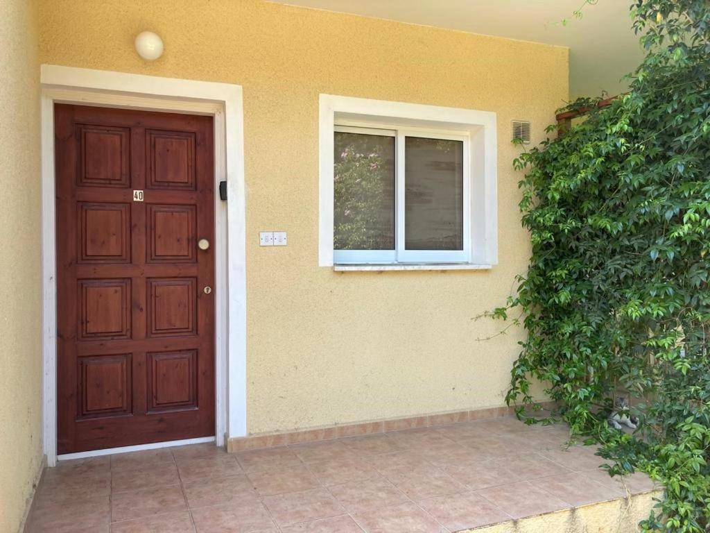 Sirena Olympia Apartment 40 Пафос Екстериор снимка