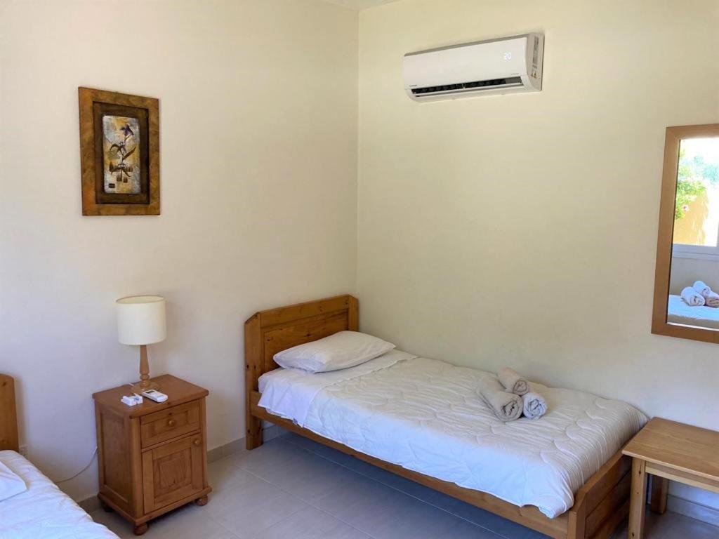 Sirena Olympia Apartment 40 Пафос Екстериор снимка