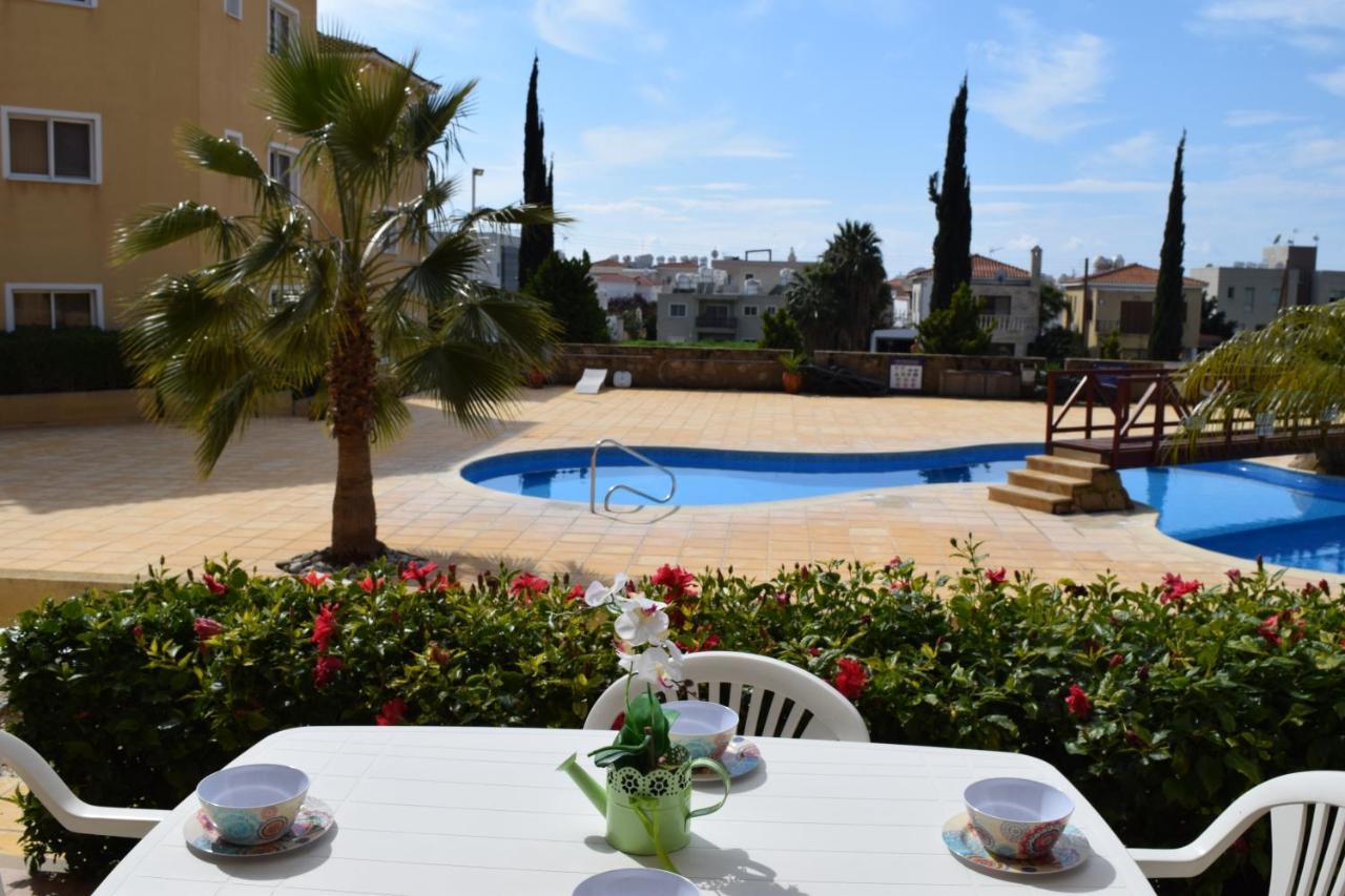 Sirena Olympia Apartment 40 Пафос Екстериор снимка